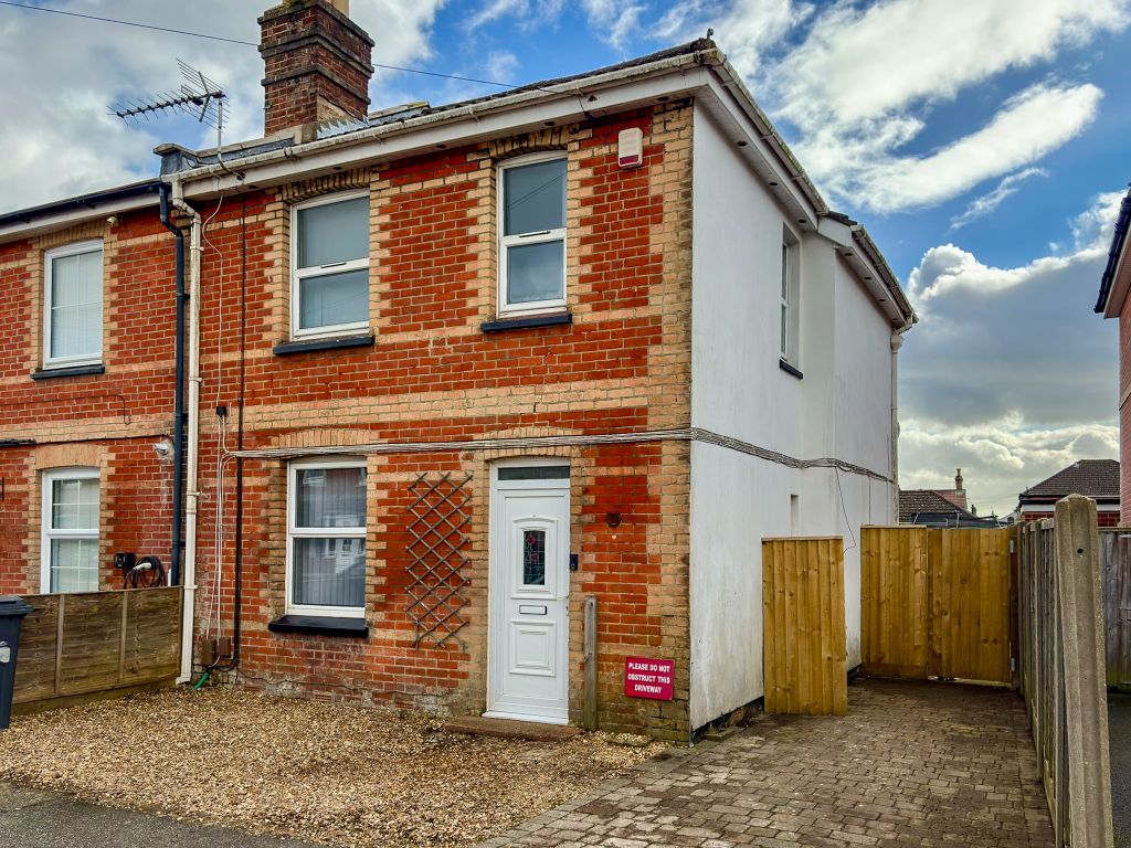 Property photo 1 of 21 Front Of House