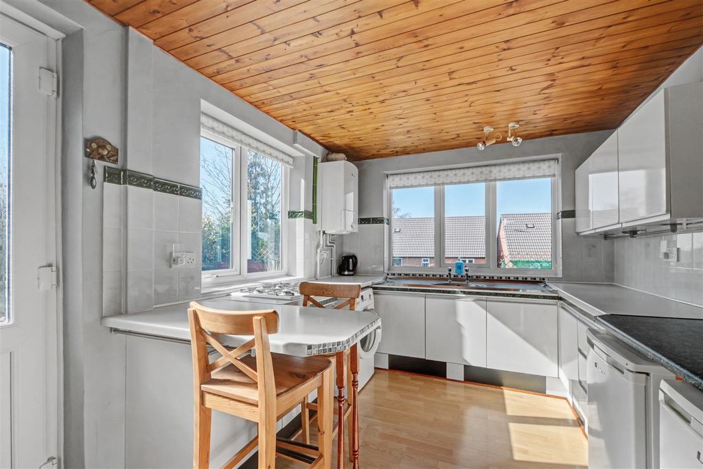 Property photo 3 of 34 Kitchen_1.Jpeg