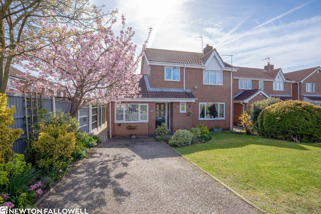 Property photo 1 of 24