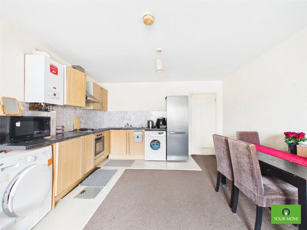 Property photo 2 of 9 Picture No. 16