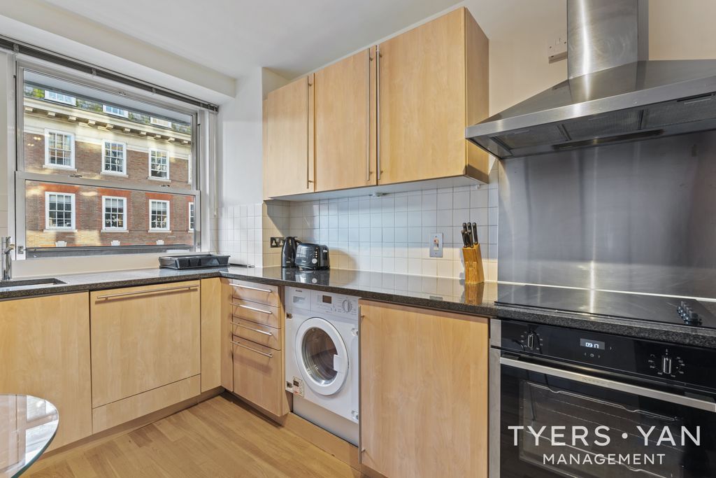 Property photo 2 of 15 Kitchen