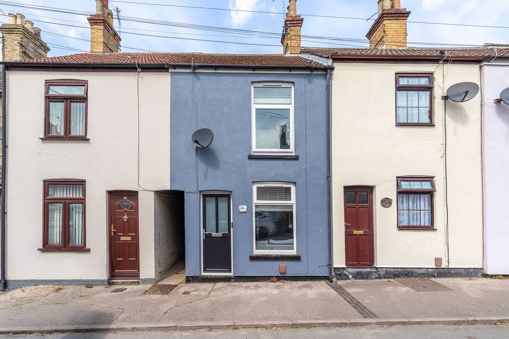 Property photo 1 of 13