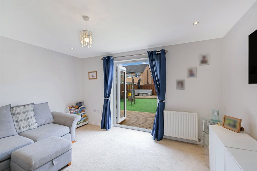 Property photo 2 of 20 Picture No. 04