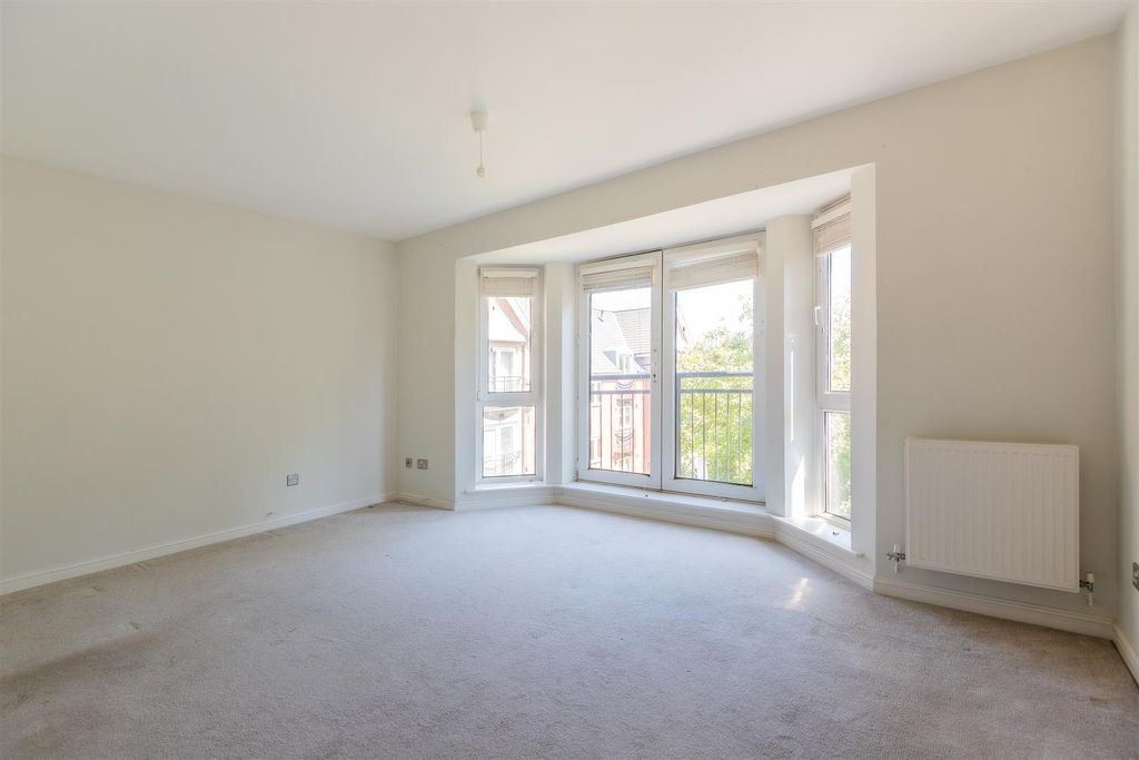 Property photo 3 of 13 63 (6 Of 11).Jpg