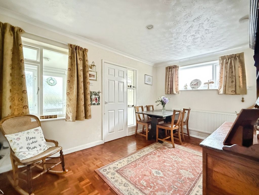 Property photo 3 of 20 Pbox-Img.Jpg