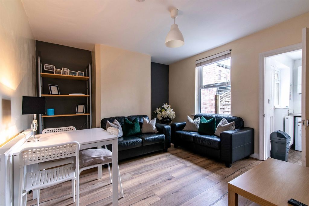 Property photo 1 of 23 (Main)