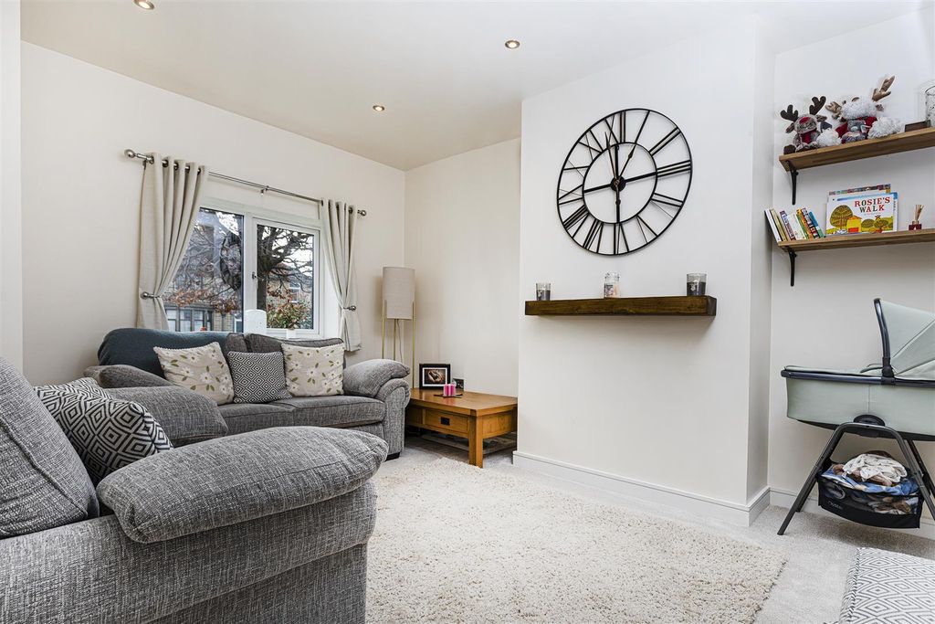 Property photo 2 of 30 Living Room