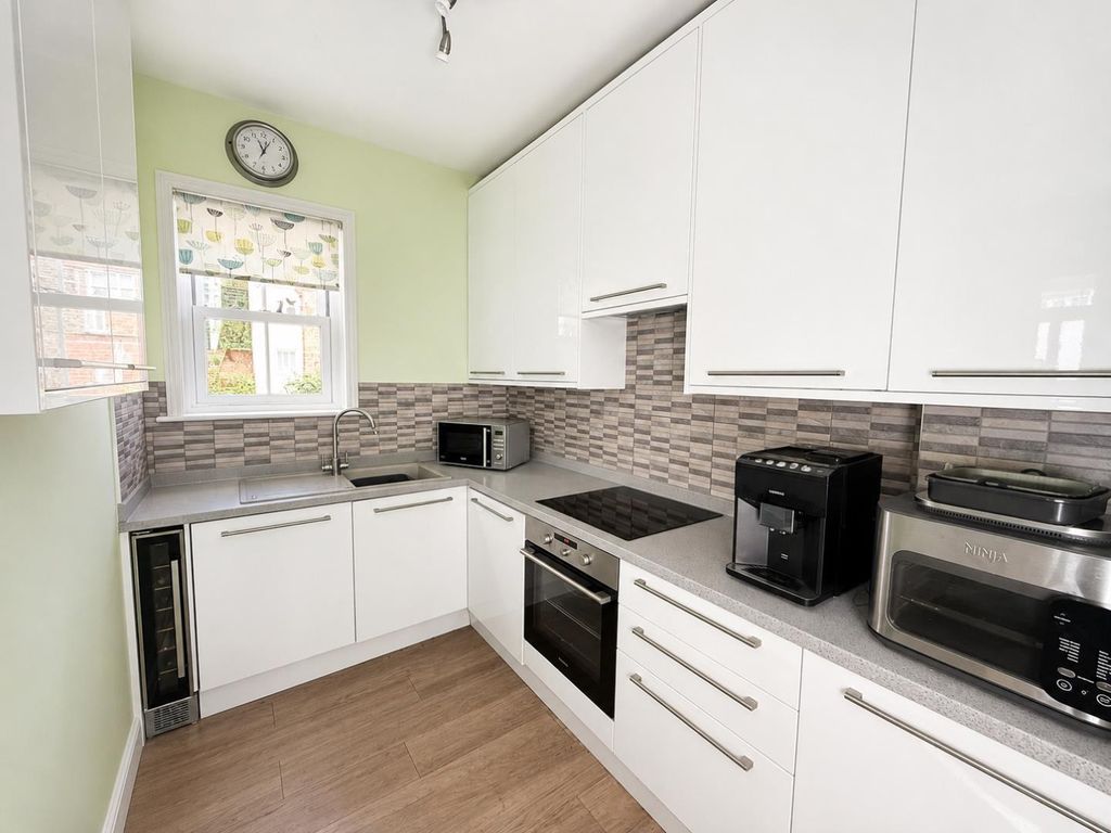 Property photo 3 of 13 7.Png