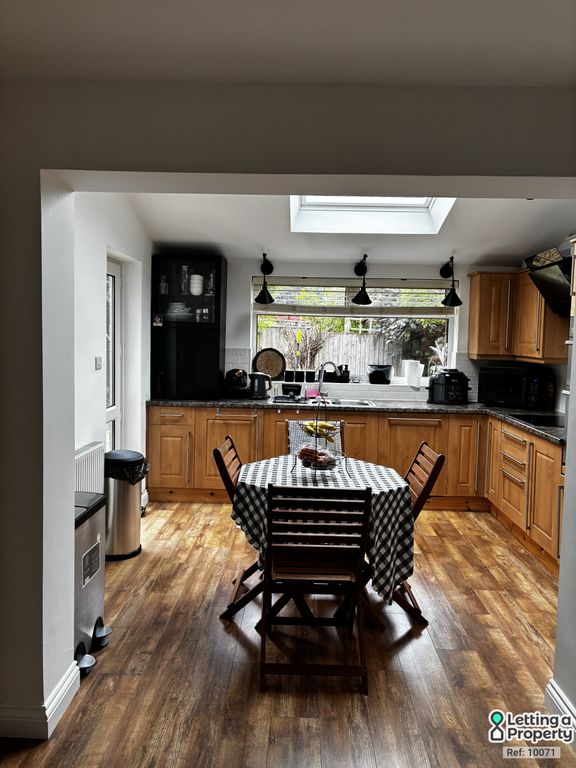 Property photo 2 of 21