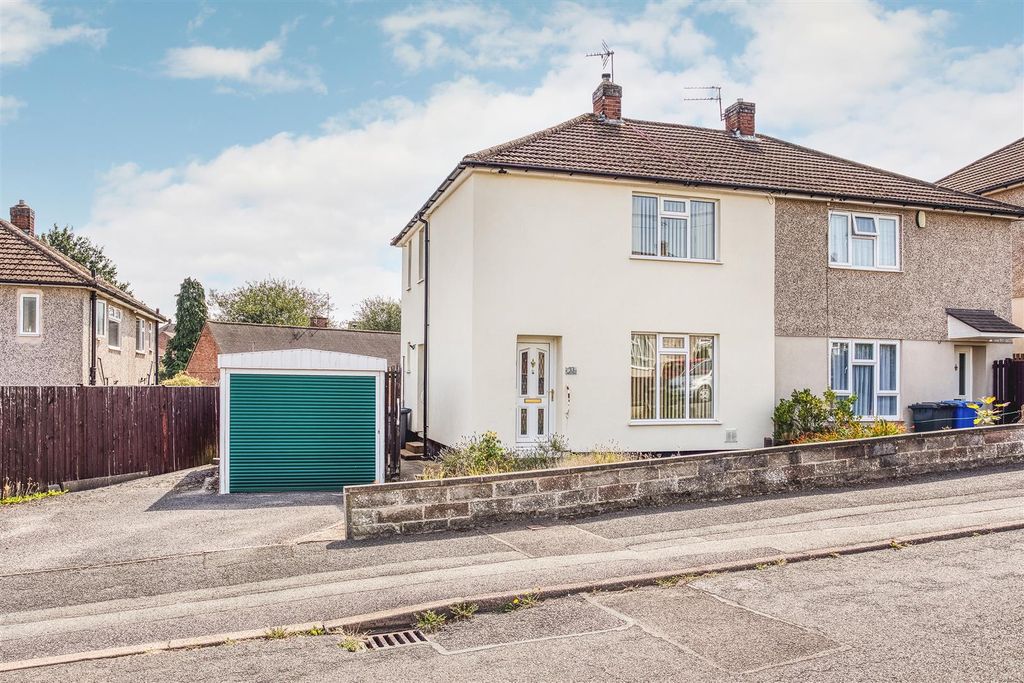 Property photo 1 of 11