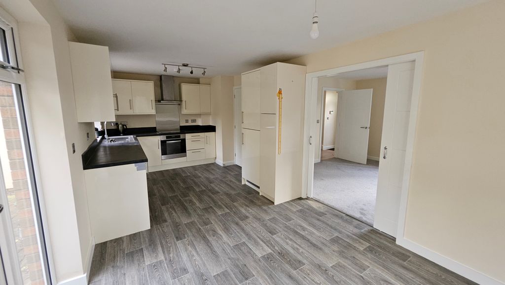 Property photo 2 of 16 Kitchen Diner (3).Jp