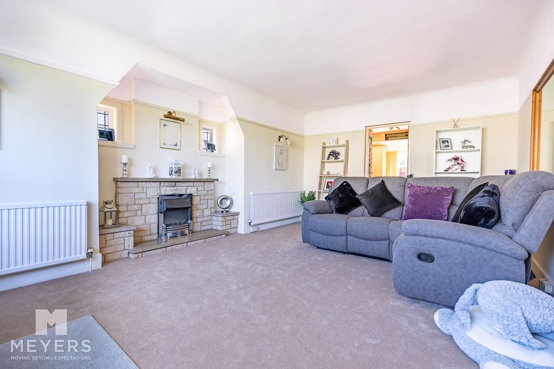 Property photo 3 of 18 Photo 8