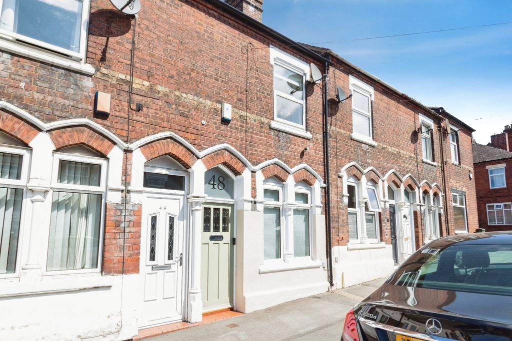 Property photo 1 of 22