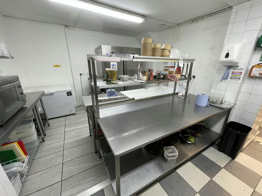 Property photo 3 of 6 14 42 40.Jpg