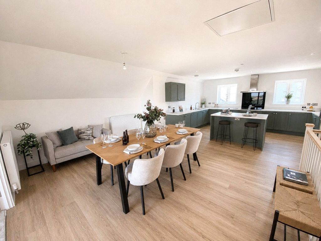 Property photo 1 of 17 Show Home Photo