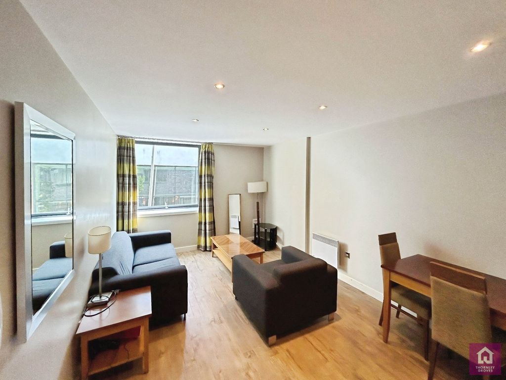 Property photo 2 of 15 Picture No. 01