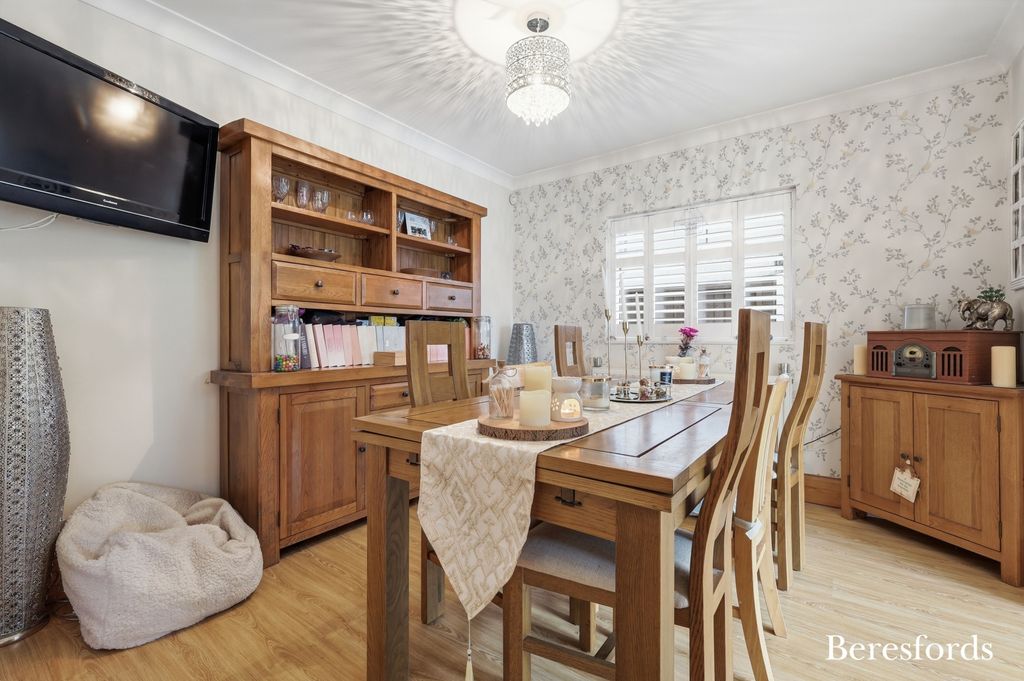 Property photo 3 of 34 Picture No. 13