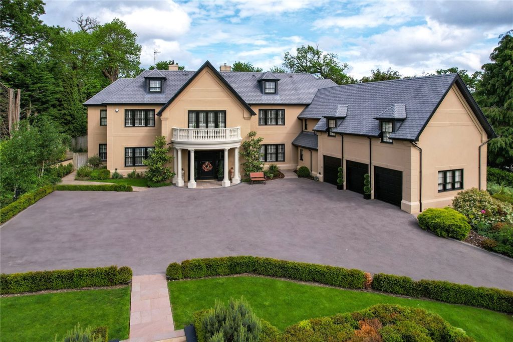 Property photo 1 of 26 Front