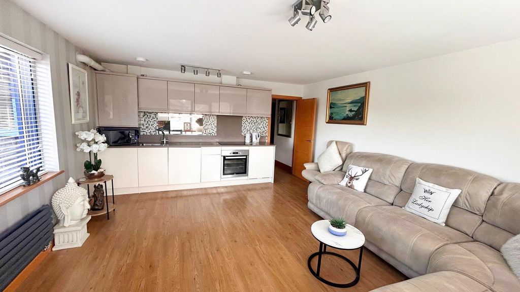 Property photo 3 of 7 Open Plan Living