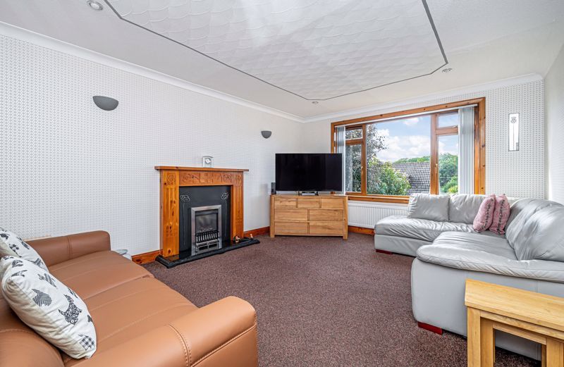 Property photo 3 of 25 Lounge