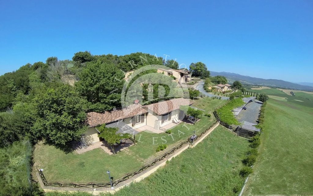 Property photo 2 of 59