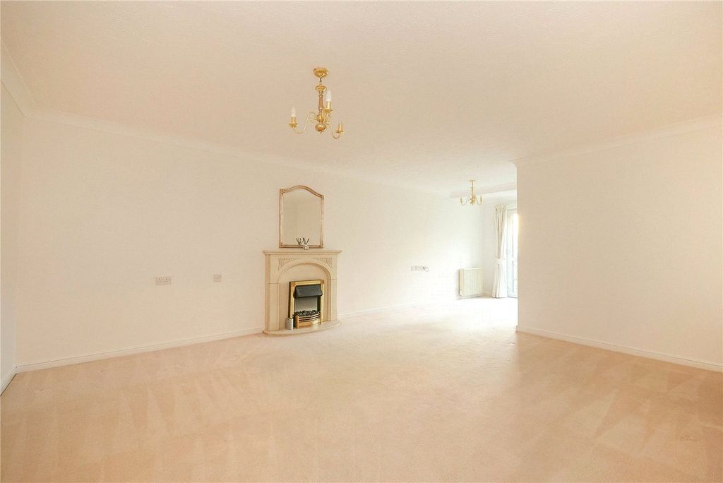 Property photo 2 of 12 Picture No. 07