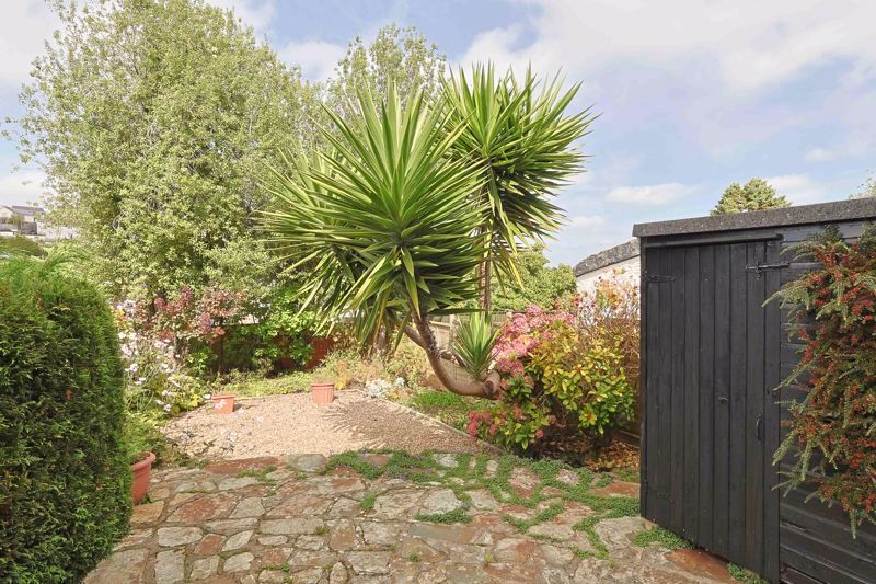 Property photo 3 of 10 Photo 9