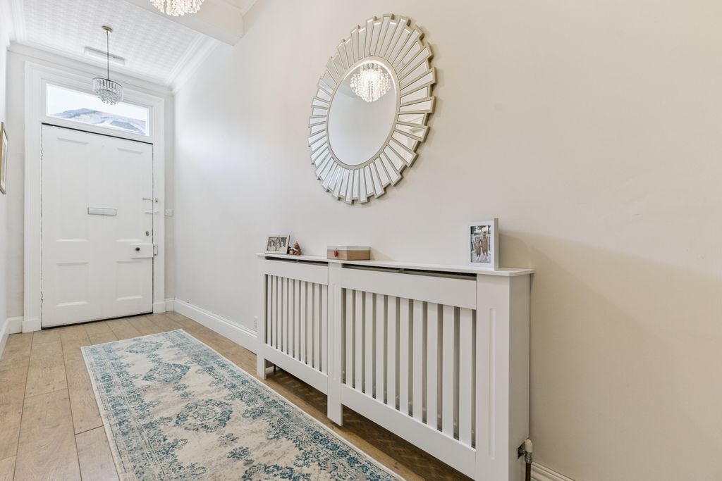 Property photo 3 of 27 General 2T8A8342