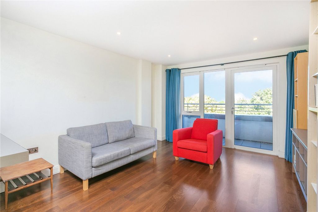 Property photo 3 of 12 Picture No. 09