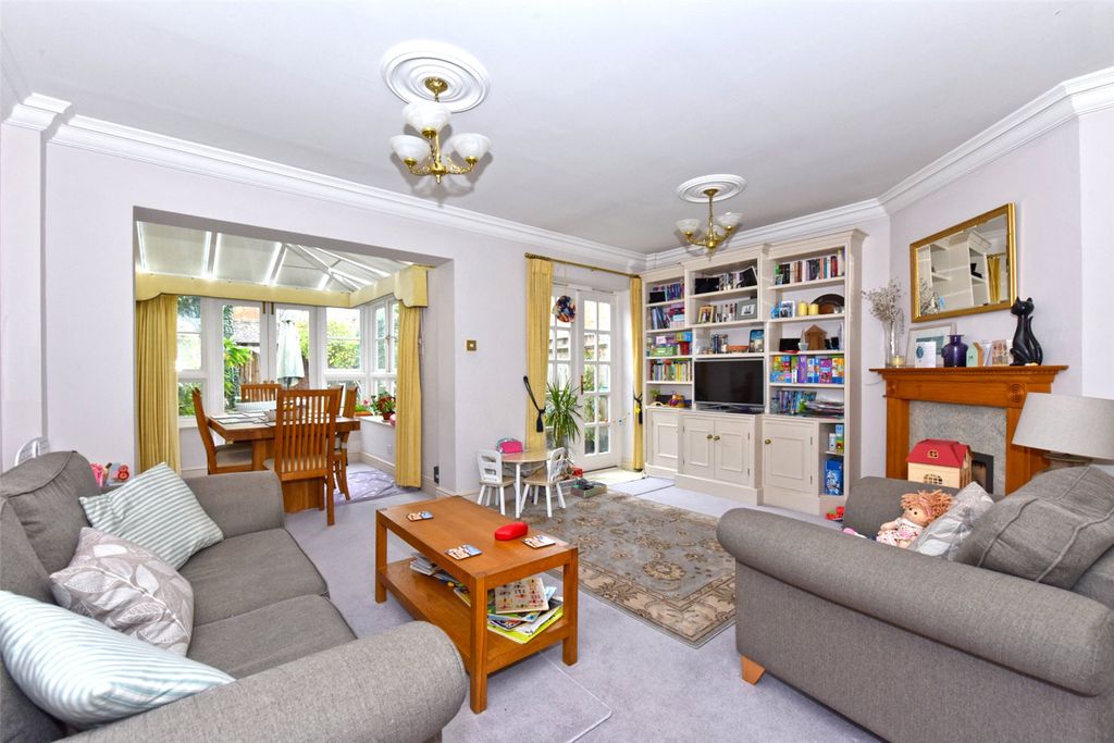 Property photo 2 of 10 Picture No. 13