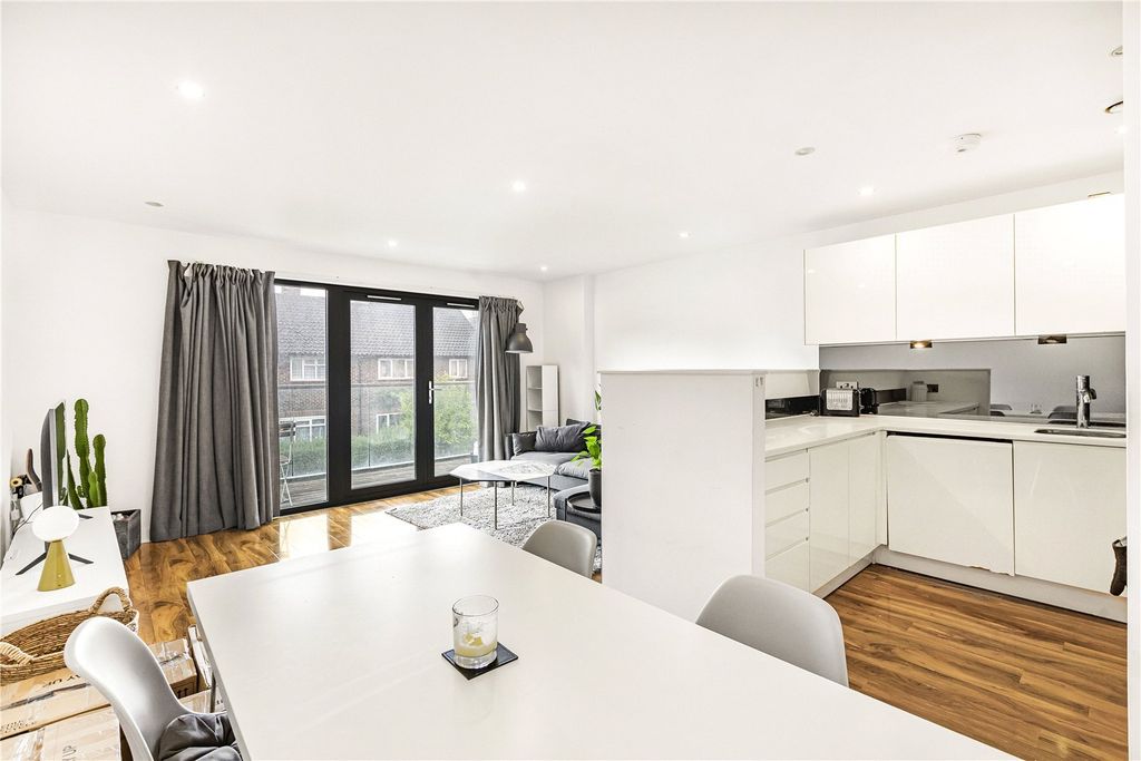 Property photo 3 of 15 Open Plan Living