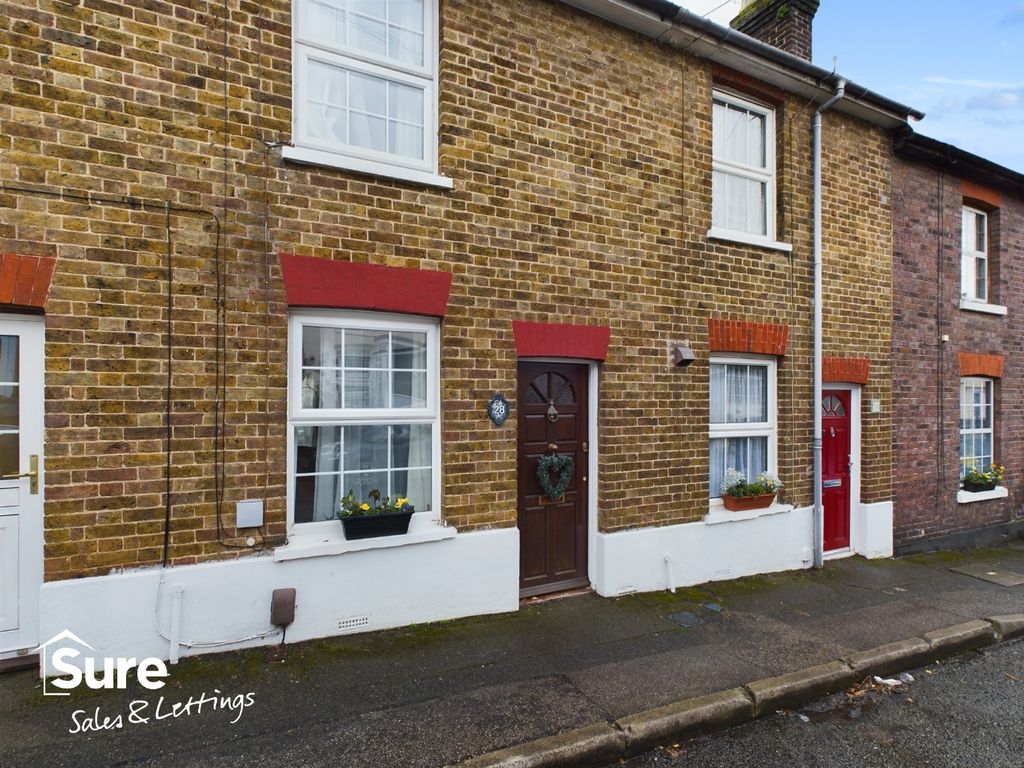 Property photo 1 of 13 1004050