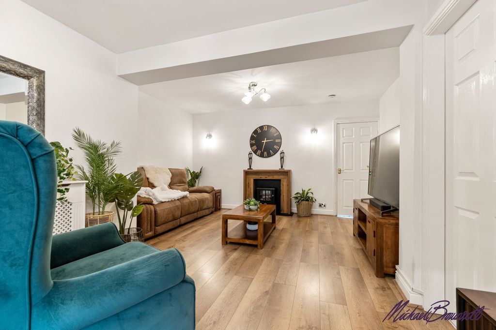 Property photo 3 of 29