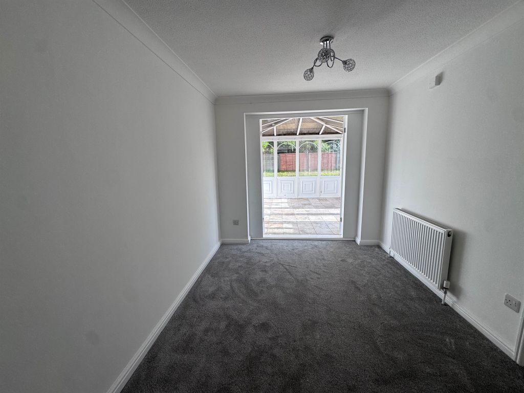 Property photo 3 of 26
