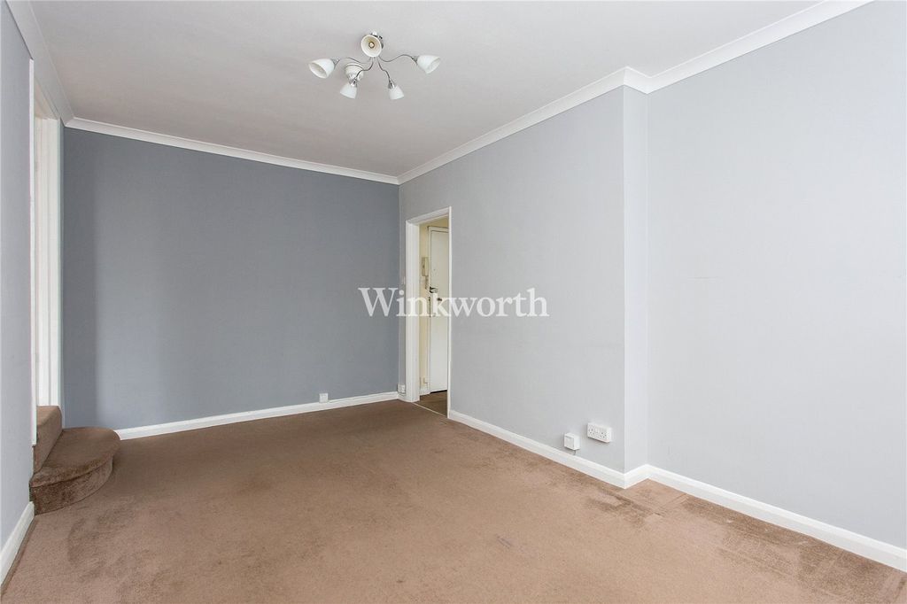Property photo 1 of 8 Picture No. 14