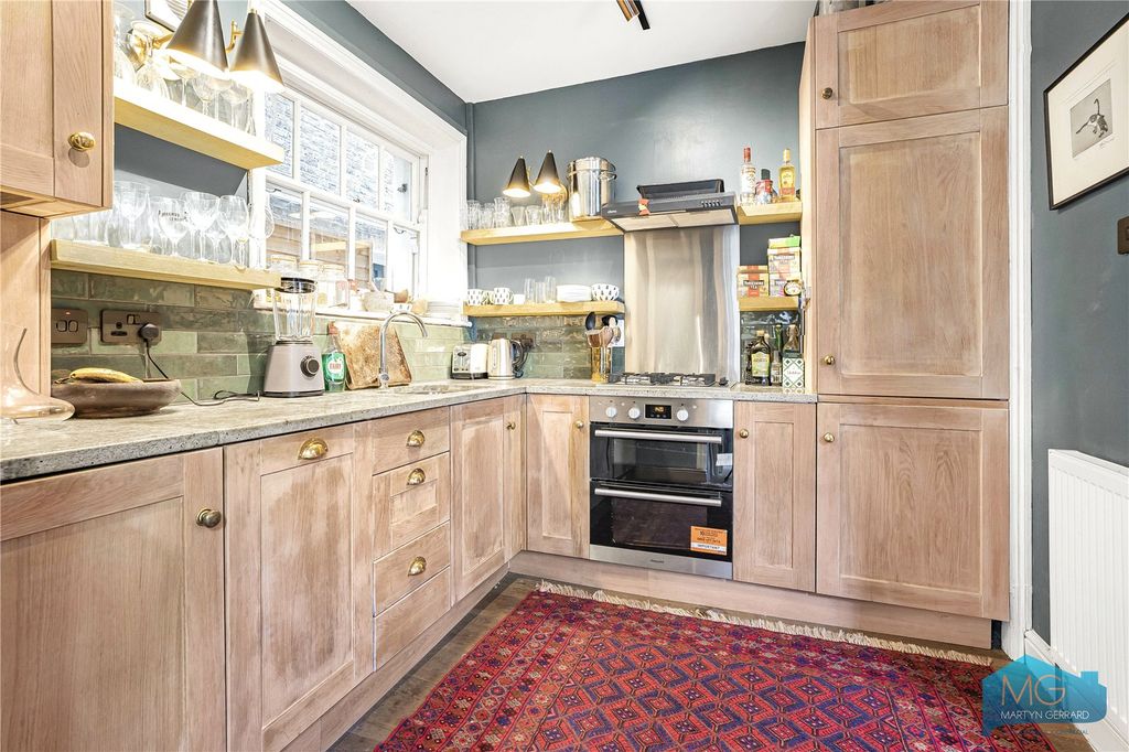 Property photo 3 of 14 Picture No. 35