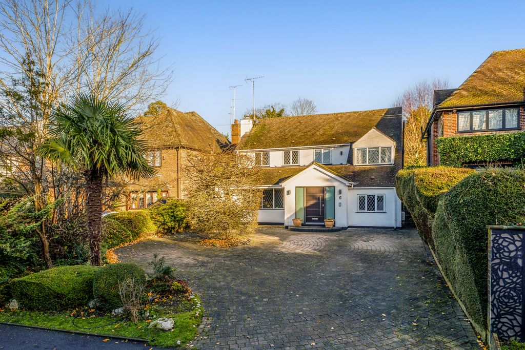 Property photo 1 of 23