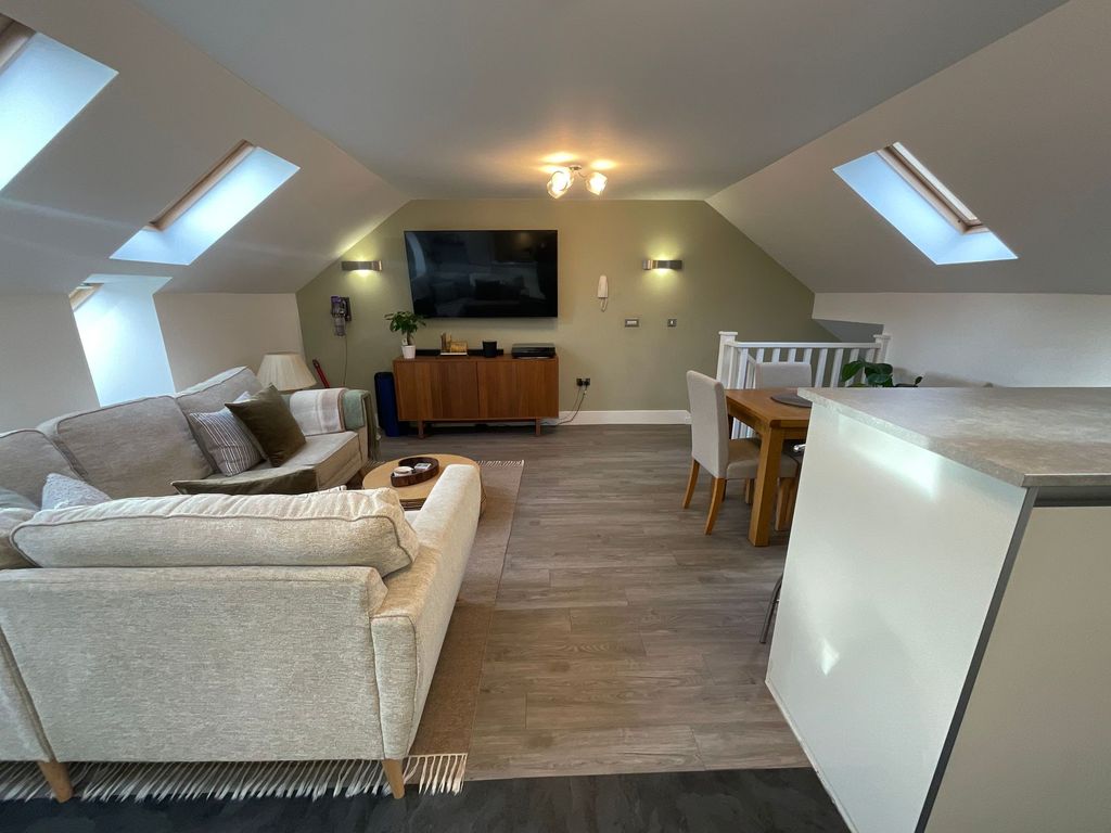 Additional image 8 of 3 bed flat to rentCanal Road, Congleton CW12