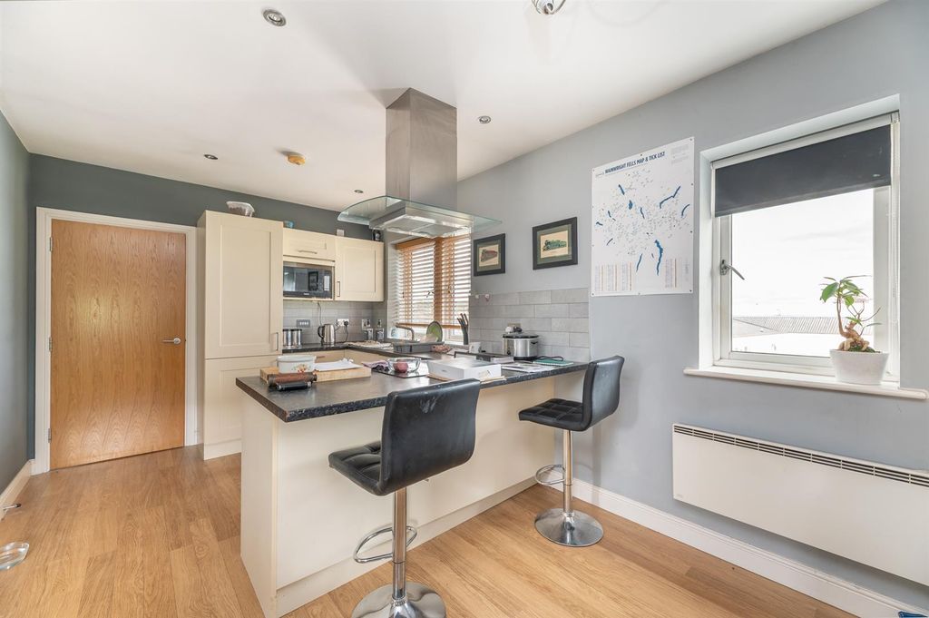 Additional image 7 of 2 bed flat for saleStation Road, Otley LS21