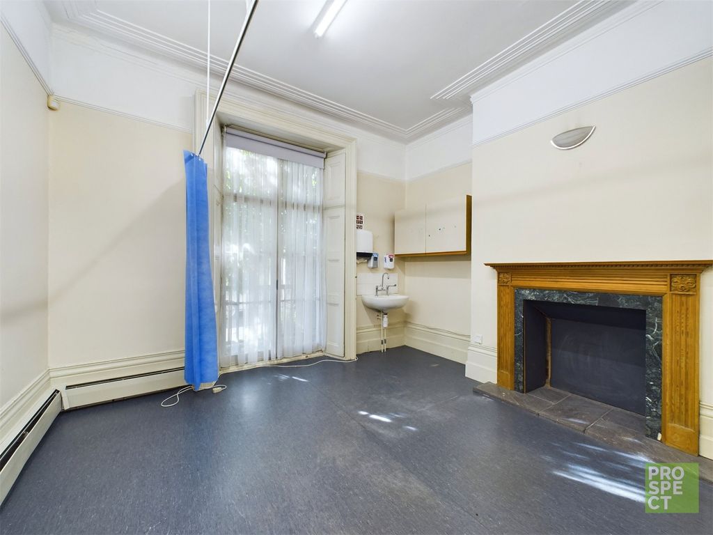 Property photo 3 of 10 Picture No. 03
