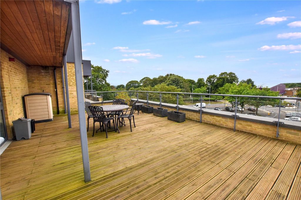 Property photo 1 of 14 Picture No. 11