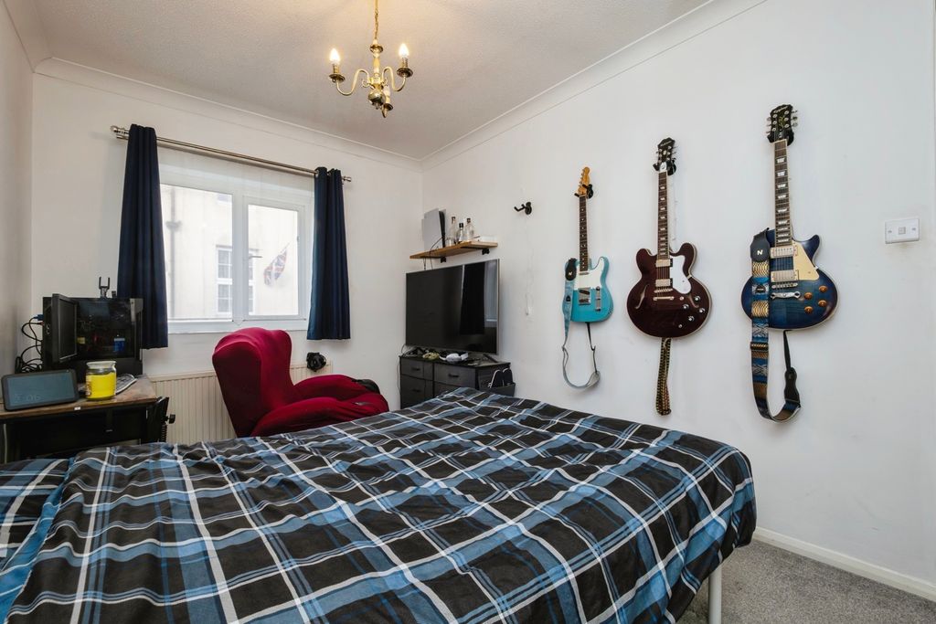 Additional image 9 of 2 bed flat for saleBeach Street, Dawlish, Devon EX7