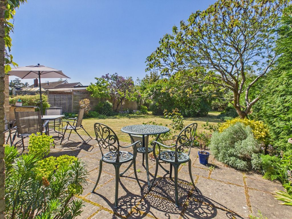 Property photo 2 of 18