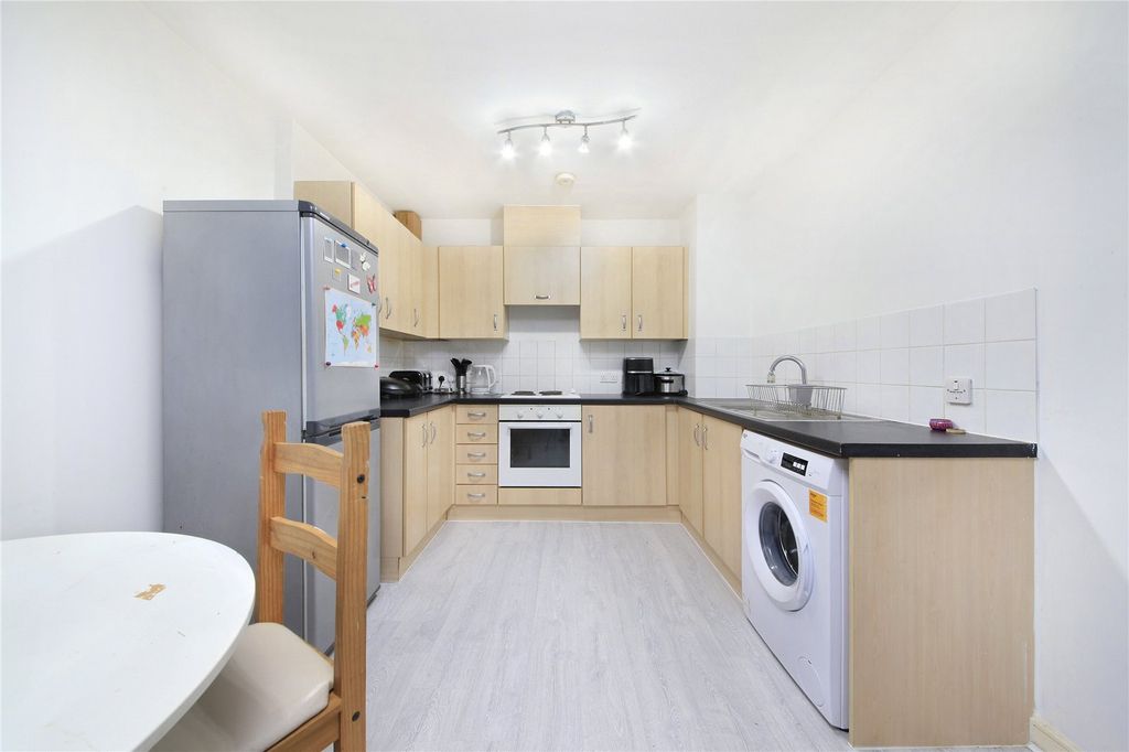 Property photo 2 of 11 Picture No. 05