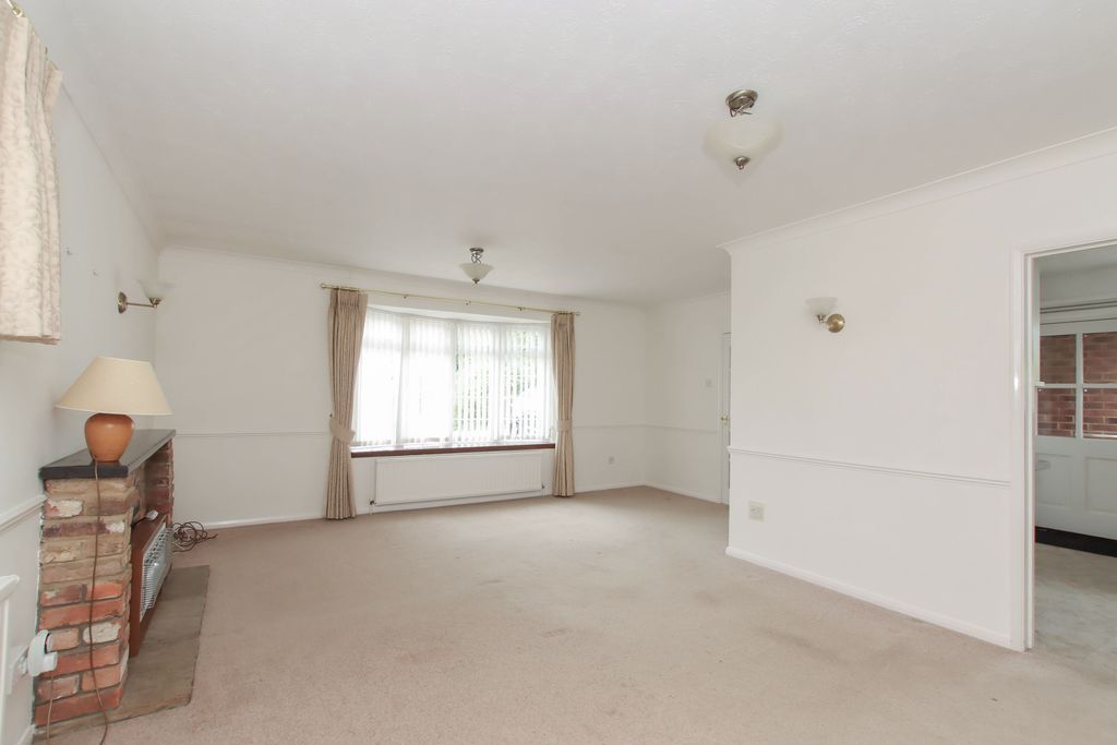 Property photo 2 of 17 Photo 7
