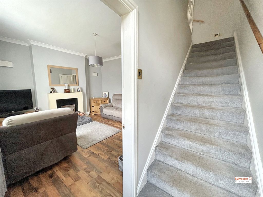 Property photo 2 of 15 Picture No. 20