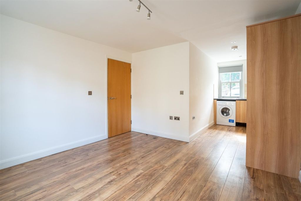 Property photo 3 of 8 11 CC-2.Jpg