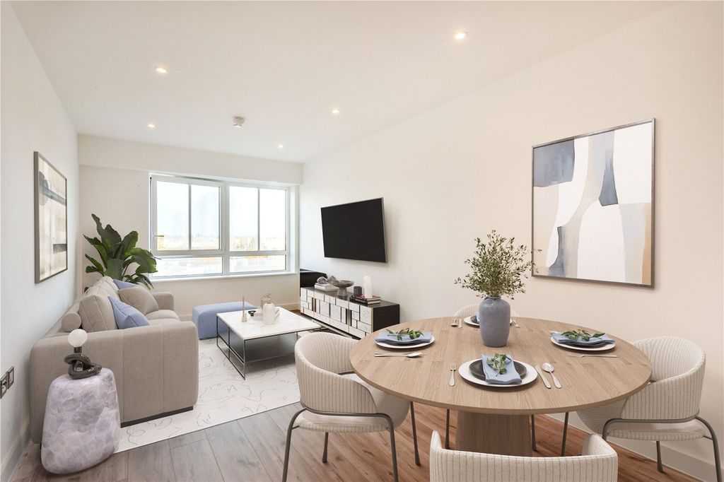 Property photo 2 of 6 Picture No. 11