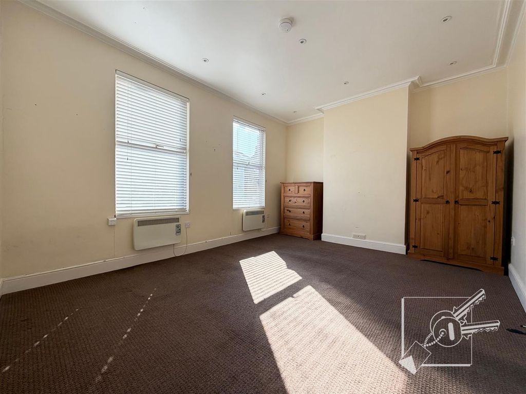 Property photo 2 of 6 Living Room