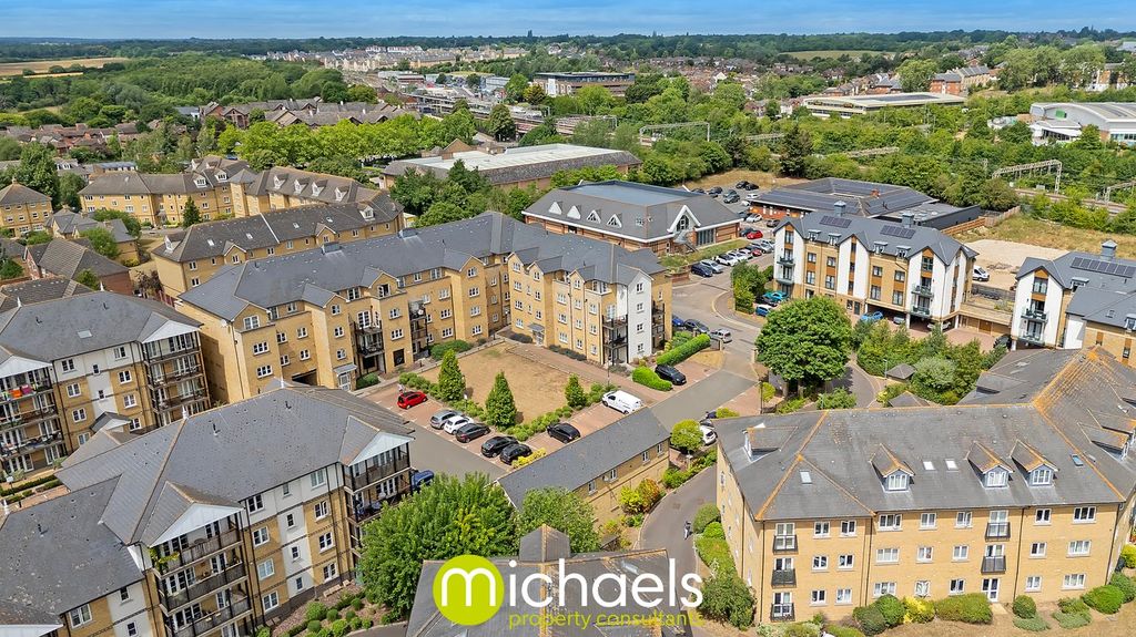 Property photo 2 of 12